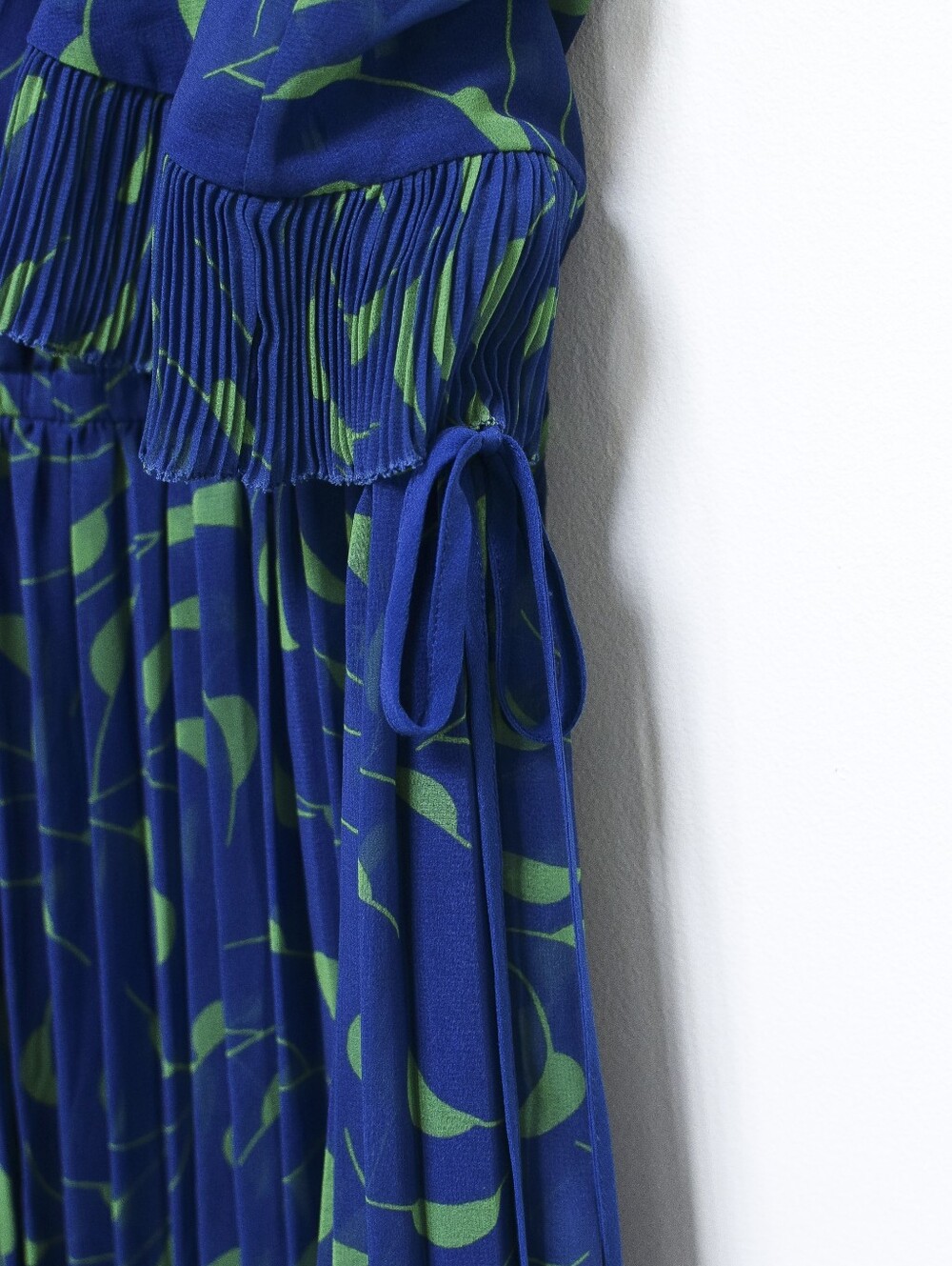 Self Portrait Crescent Chiffon Pleated Cape Dress Blue Green Mini Sz 4 Cocktail - Picture 8 of 15